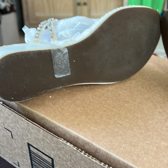 Steve Madden Women’s Rhinestone Thong Slip in Sandals Sz 7 1/2 - Picture 12 of 15